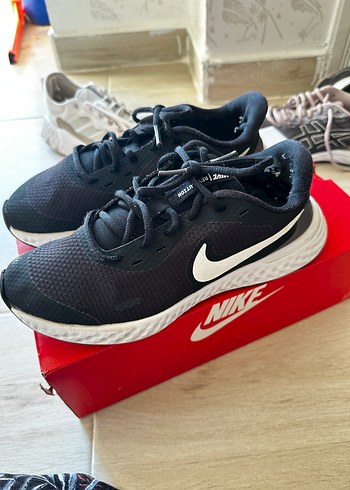 Nike Downshifter