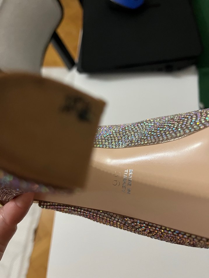 Kadın Altın Renk Parlak Platform Topuklu Abiye Ayakkabı - Görsel 4