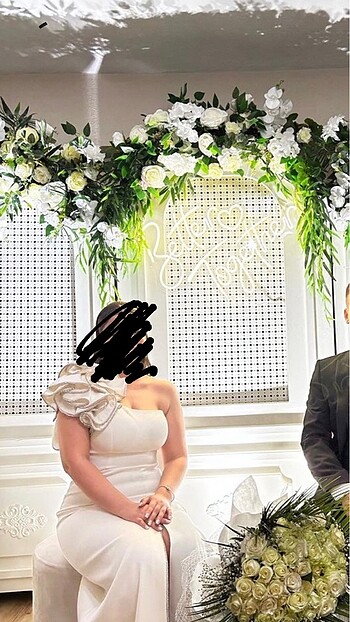 beyaz söz nişan nikah elbisesi
