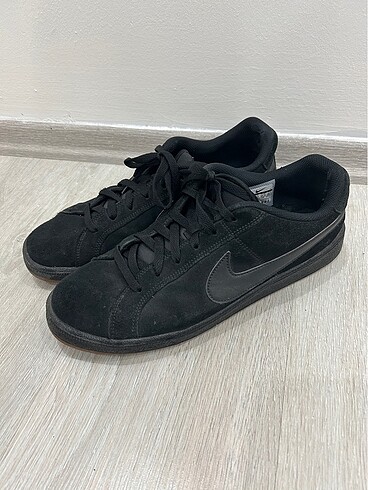 Nike Court Royale Spor Ayakkabı