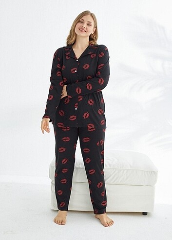 Trendyol & Milla Pijama takımı