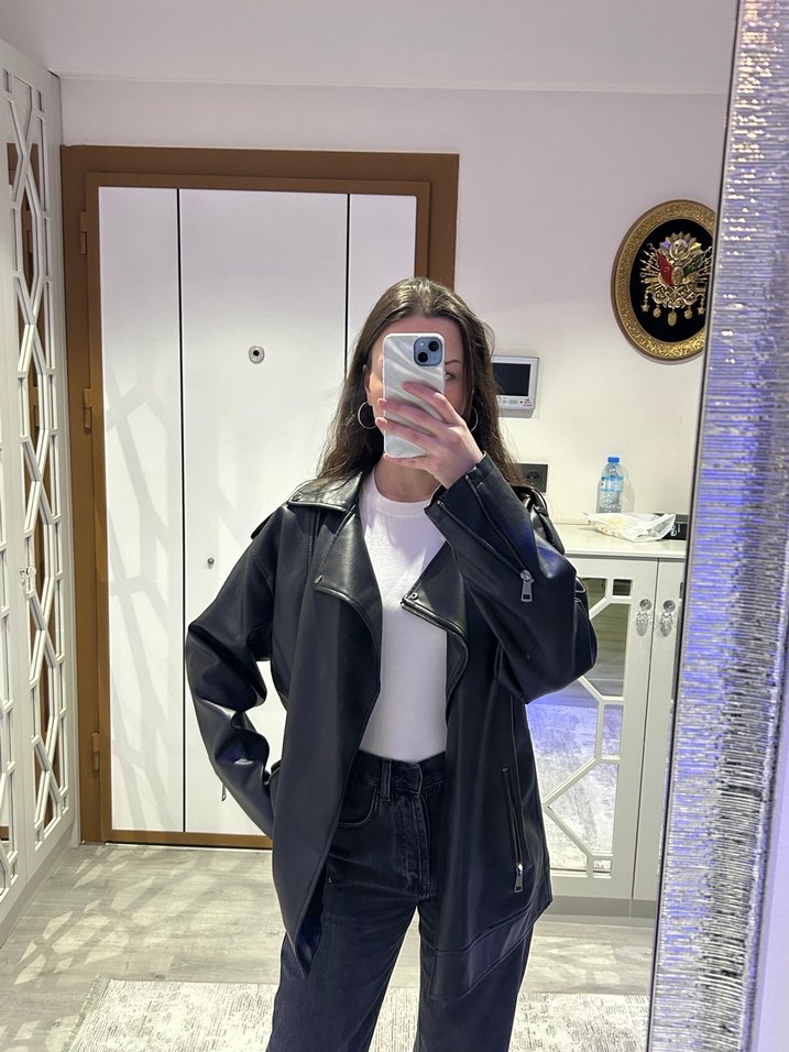 Siyah Parlak Deri Kadın Ceket - Görsel 5