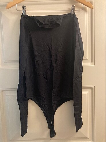 Bershka çıtçıtlı body