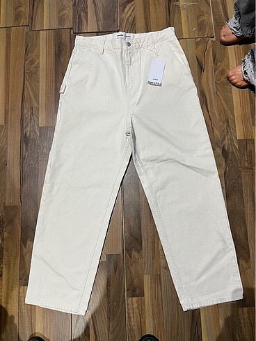 Bershka pantolon