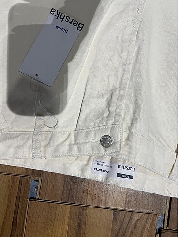 42 Beden Bershka pantolon