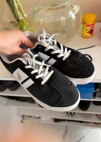 Beyaz Detaylı Siyah Kadın Spor Ayakkabı - Görsel 2