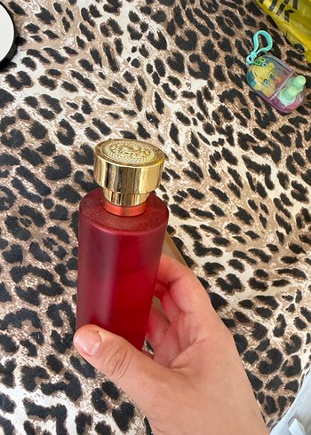 Kadın Parfüm Seti 2'li Şık Şişelerle - Görsel 2