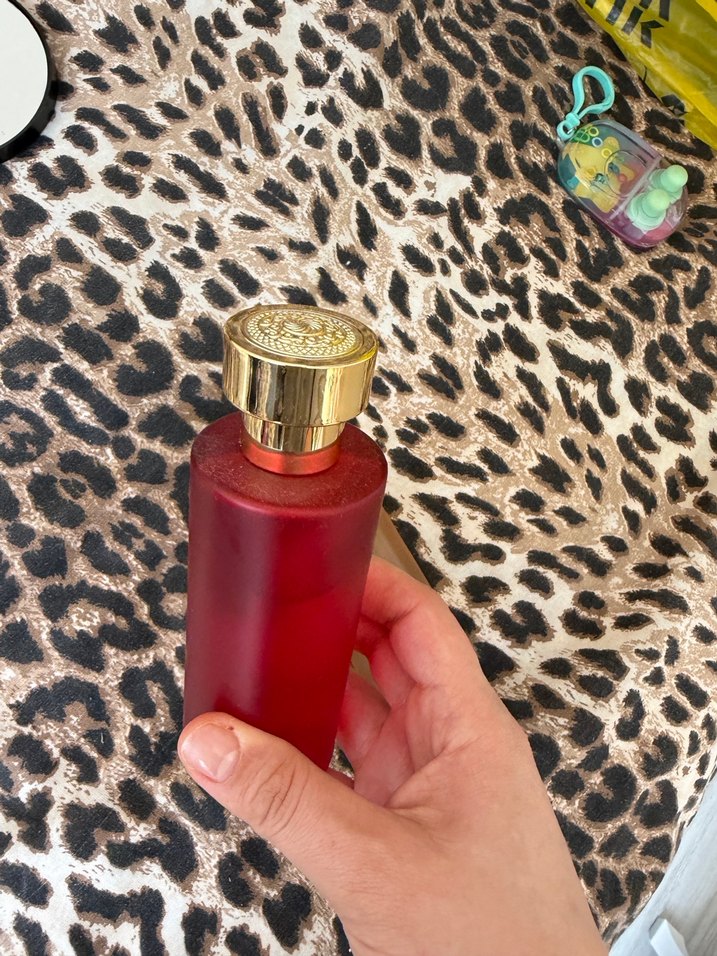 Kadın Parfüm Seti 2'li Şık Şişelerle - Görsel 2