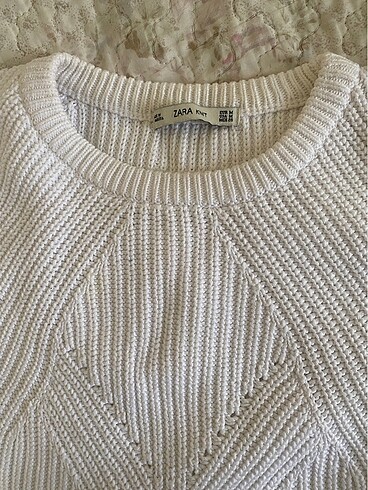 Zara Zara beyaz crop kazak