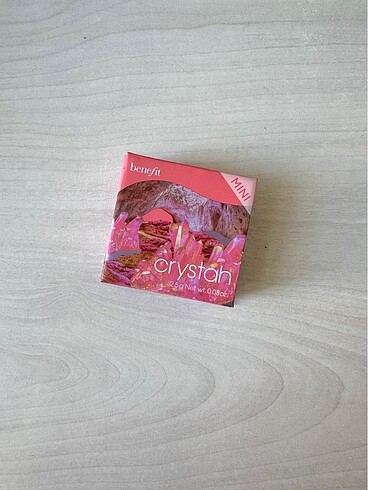 Benefit crystah mini boy allık