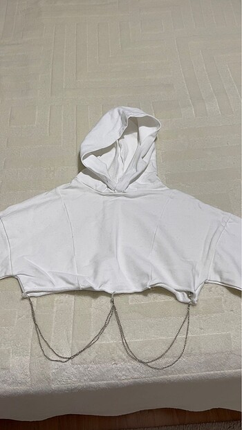 m Beden Crop zincirli sweat