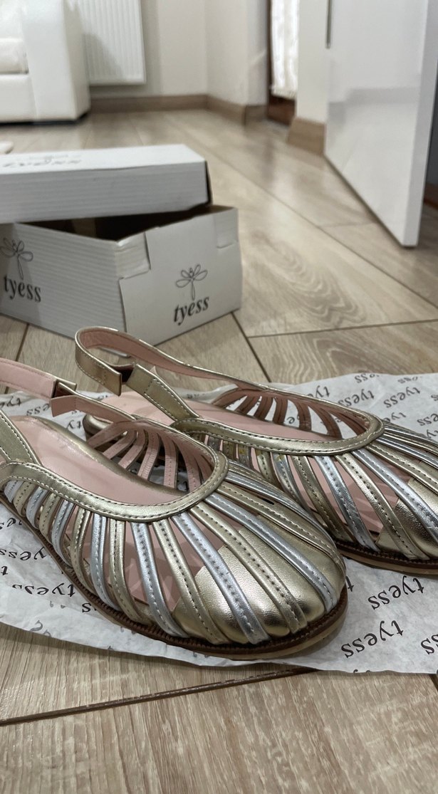 Babet ayakkabı 1 defa baloda giyildi - Görsel 2