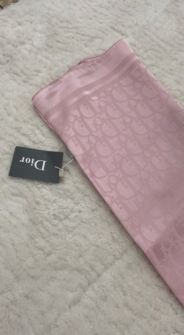 Pembe Saten Kadın Şal - Görsel 2