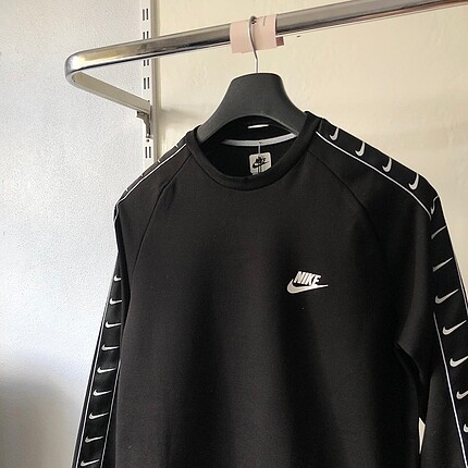 Nike Nike Basic Sweatshirt