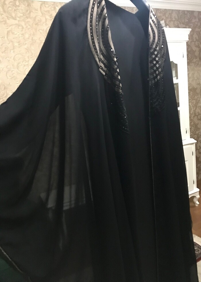 Temiz sayılı  kullanılmış  ferace - Görsel 3