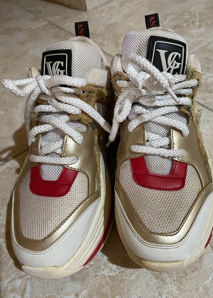 Spor ayakkabı - Görsel 2