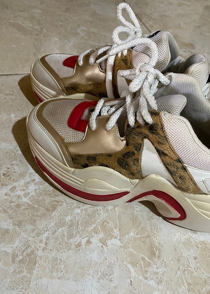 Spor ayakkabı - Görsel 3