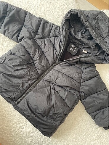 Zara mont