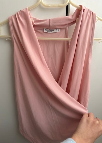 Stradivarius Pembe Drapeli V-Yaka Kolsuz Kadın Bluz - Görsel 2