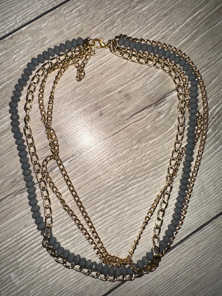 Gri Boncuklu Altın Renk Zincir Kolye - Görsel 4