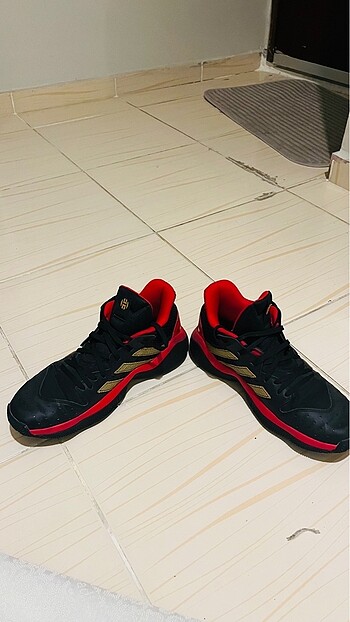 44 Beden çeşitli Renk Adidas Basketbol Ayakkabısı