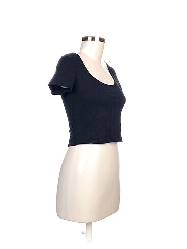 H&M H&M T-shirt %70 İndirimli.