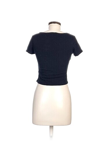 m Beden H&M T-shirt %70 İndirimli.