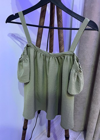 Yeşil Volanlı Mini Askılı Bluz - Görsel 2