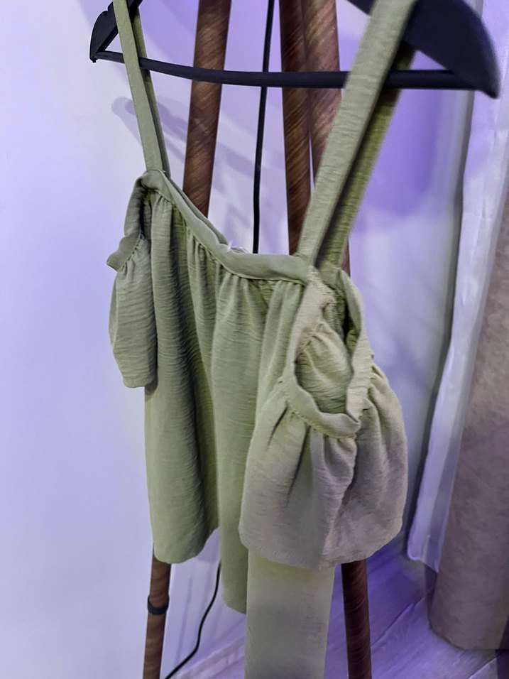 Yeşil Volanlı Mini Askılı Bluz - Görsel 4