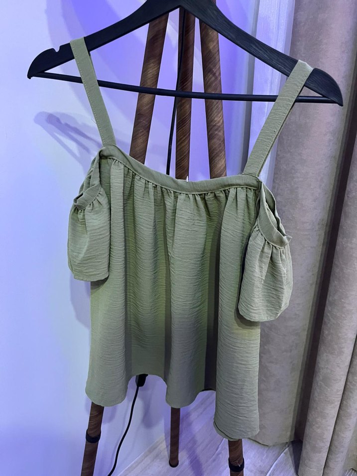 Yeşil Volanlı Mini Askılı Bluz - Görsel 2