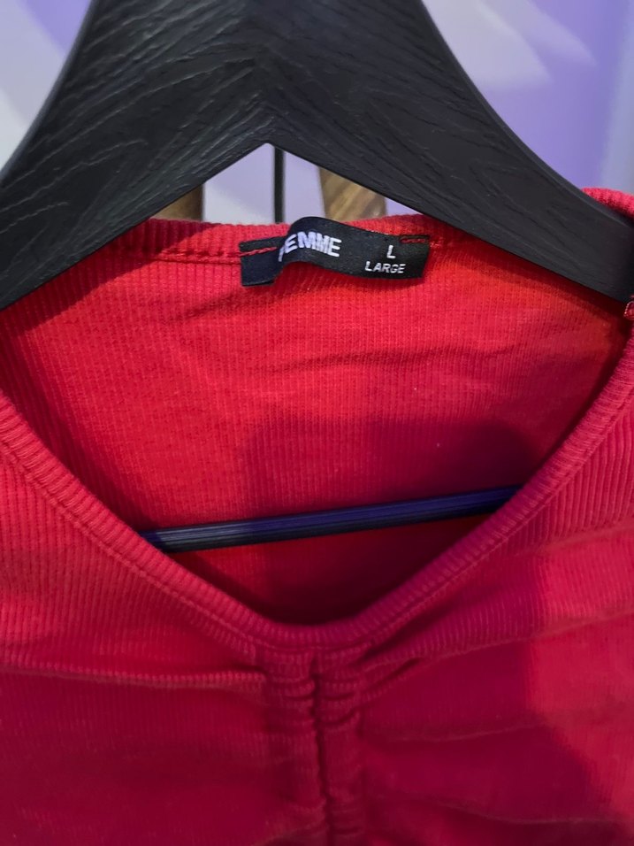 Kırmızı V Yaka Büzgülü Kısa Kadın bluz - Görsel 4