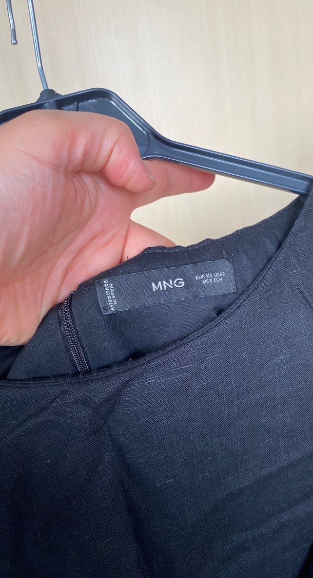 Kolsuz Siyah Midi Keten Elbise - Görsel 4