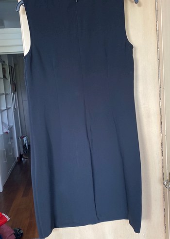 V Yaka Siyah Midi Ofis Elbisesi - Görsel 3