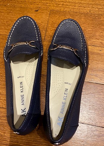 Anne Klein Lacivert Deri Kadın Dolgu Topuklu Babet - Görsel 2