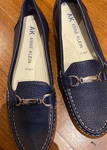 Anne Klein Lacivert Deri Kadın Dolgu Topuklu Babet - Görsel 3