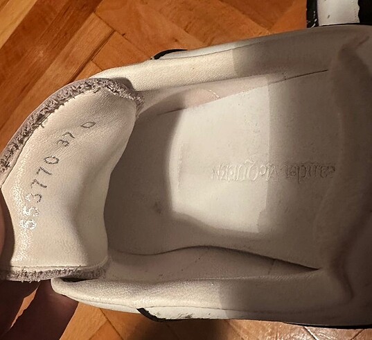 37 Beden beyaz Renk alexander mcqueen ayakkabı