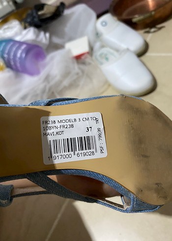 Diğer Mavi Denim Kadın Topuklu Sandalet