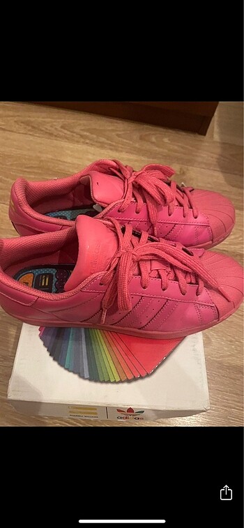 38 Beden Adidas Pharrell Williams spor ayakkabı
