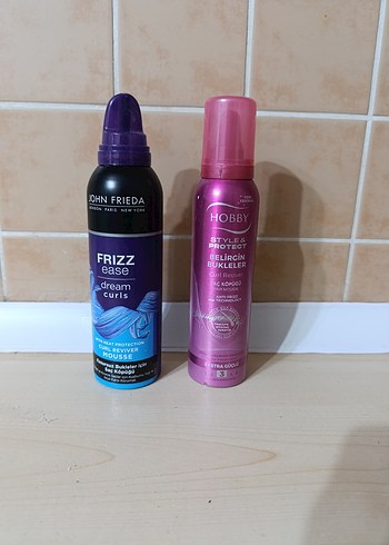 John Frieda ve Hobby Saç Köpükleri