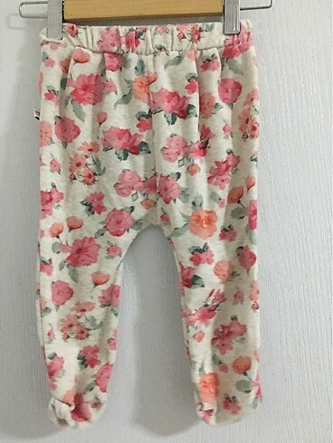 Çiçekli pantolon