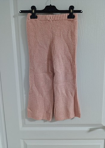 LC Waikiki Pembe Örgü Rahat Kesim Pantolon