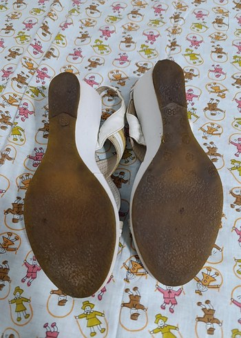 38 Beden Bej Bağcıklı Bohem Kadın Dolgu Topuk Sandalet