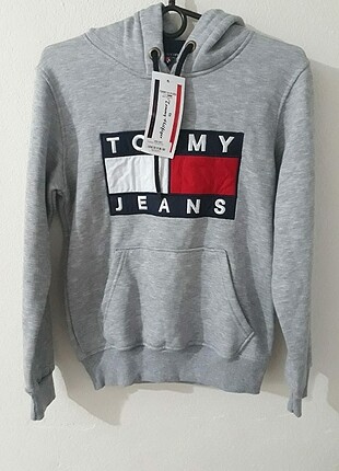 Tommy Hilfiger sweatshirt
