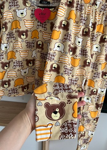 Diğer Kız Çocuk Pijama Takımı