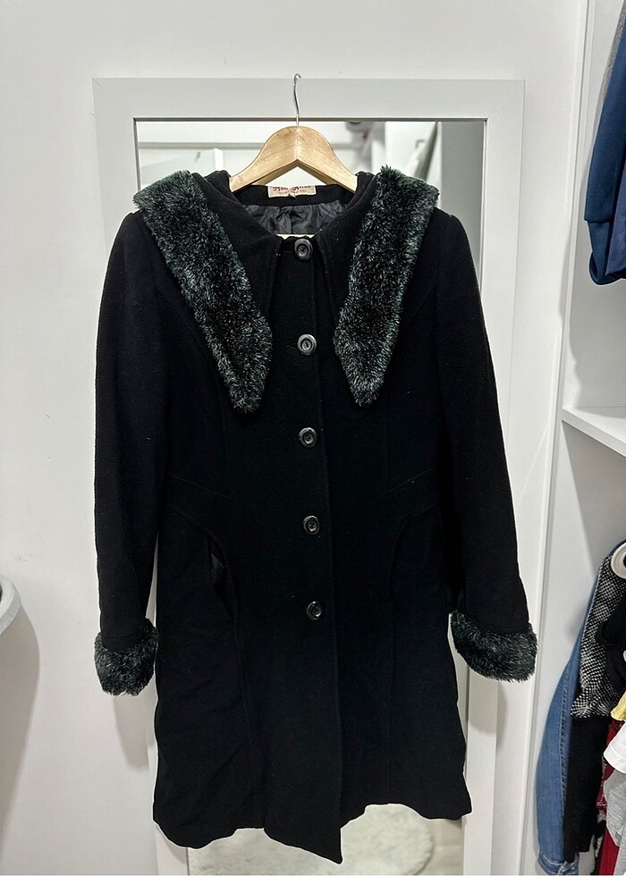 Kadın tüylü kalın kaşe kaban - Görsel 4