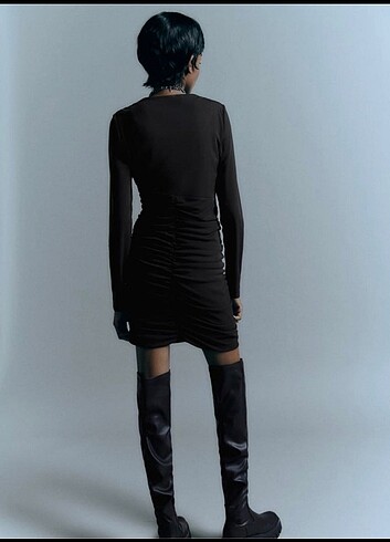 Zara Zara siyah drapeli kısa mini elbise