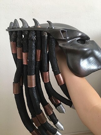 Diğer Predator Maske