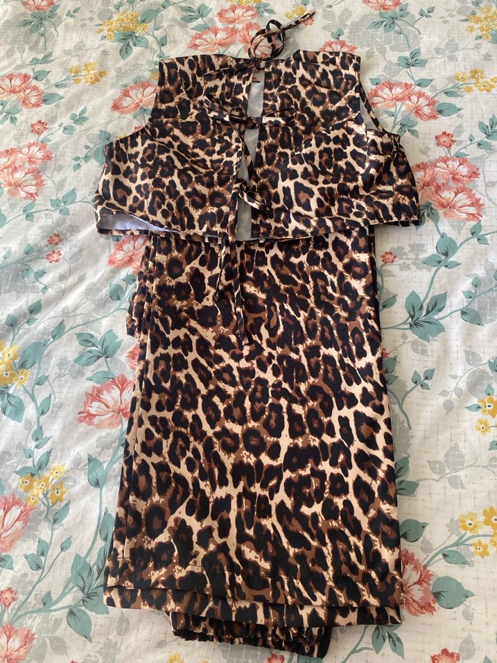 Leopar Desenli Fırfırlı Yelek - Görsel 5