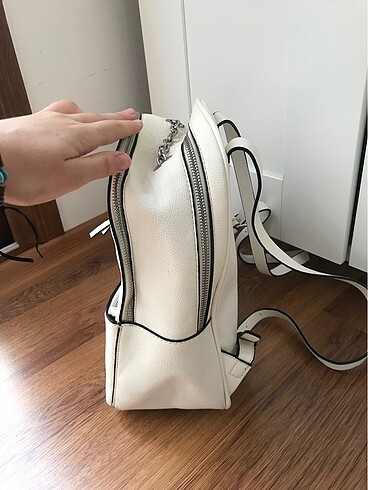 Bershka Beyaz çanta