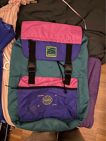Renkli sırt çantası